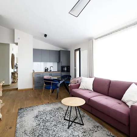 Aparthotel Inspire Miodova Residence-3